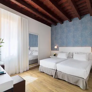 https://h10-raco-del-pi.catalonia-hotels.com